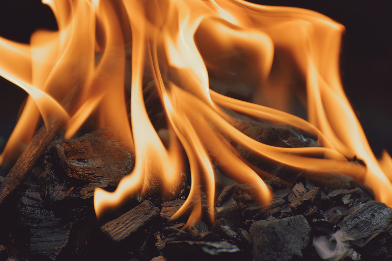 fire-7332958_1280